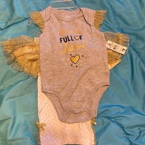 Darling brand 6-9 month baby girl clothes